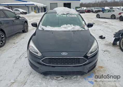 2018 Ford Focus Se z USA, uszkodzony, nr VIN 1FADP3K23JL208232